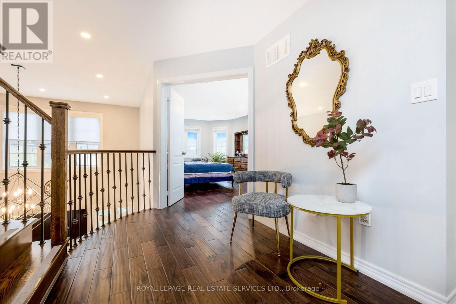 606 NAIRN CIRCLE Image 22