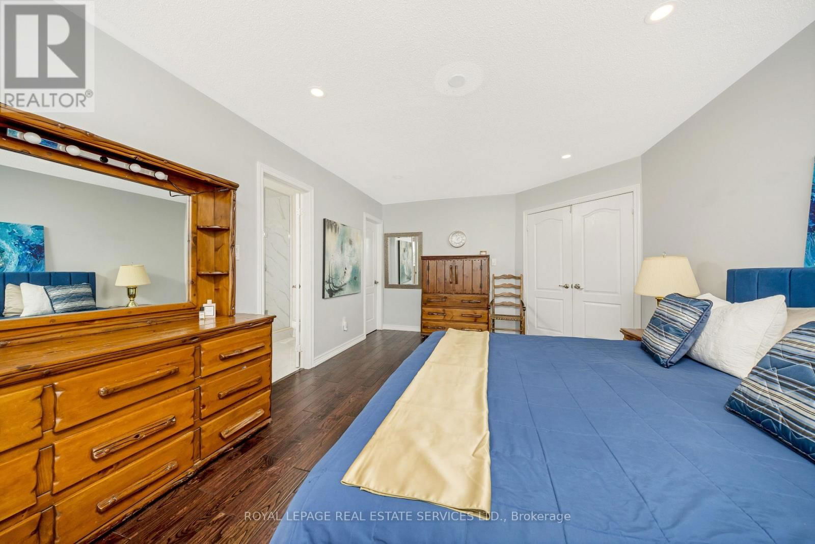606 NAIRN CIRCLE Image 24