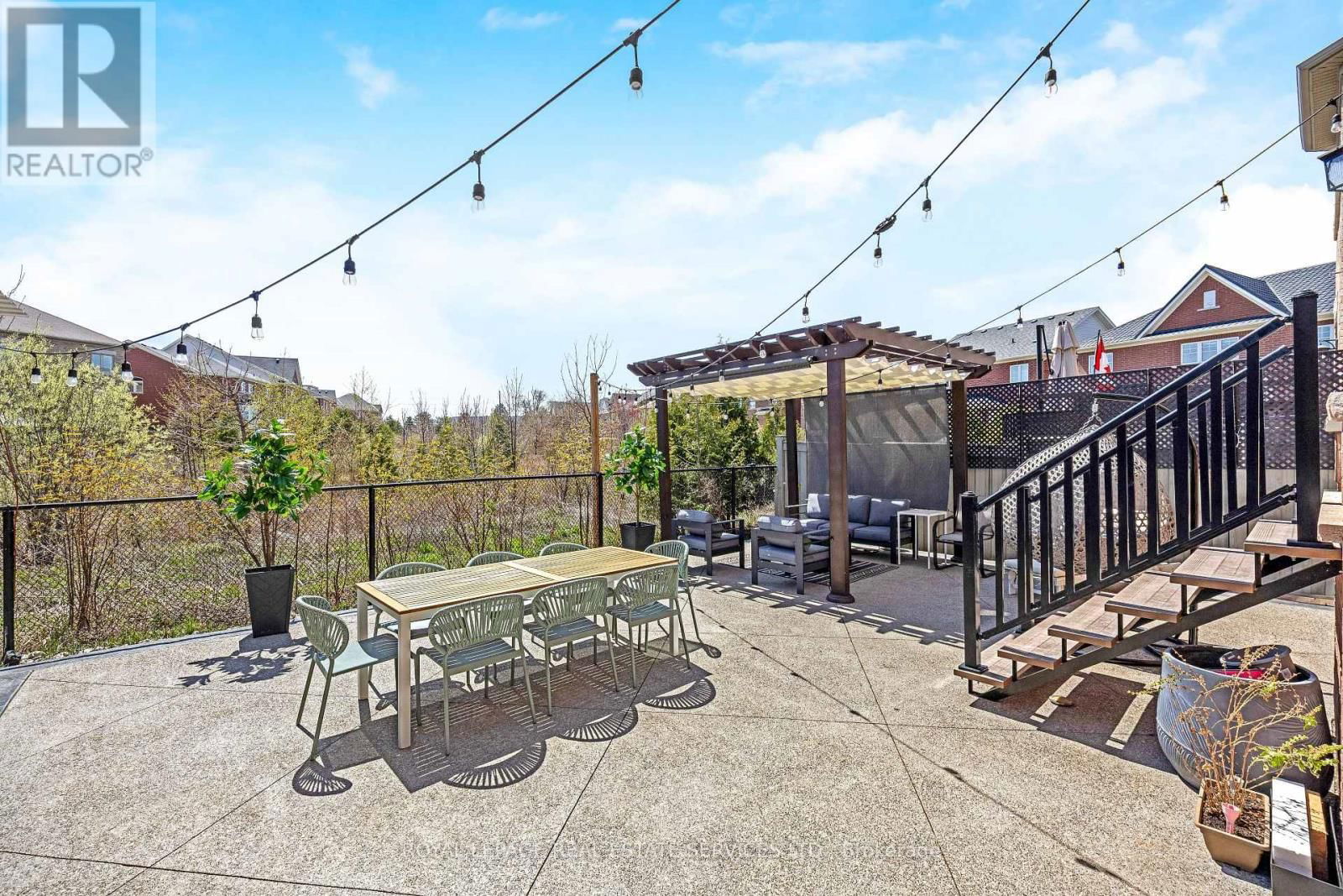 606 NAIRN CIRCLE Image 48