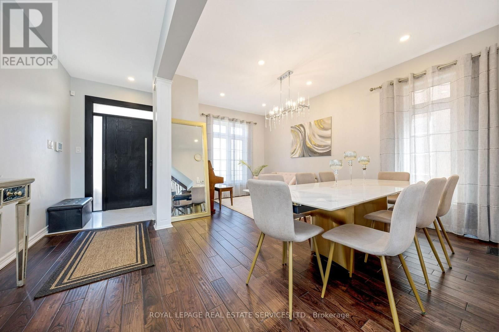 606 NAIRN CIRCLE Image 7