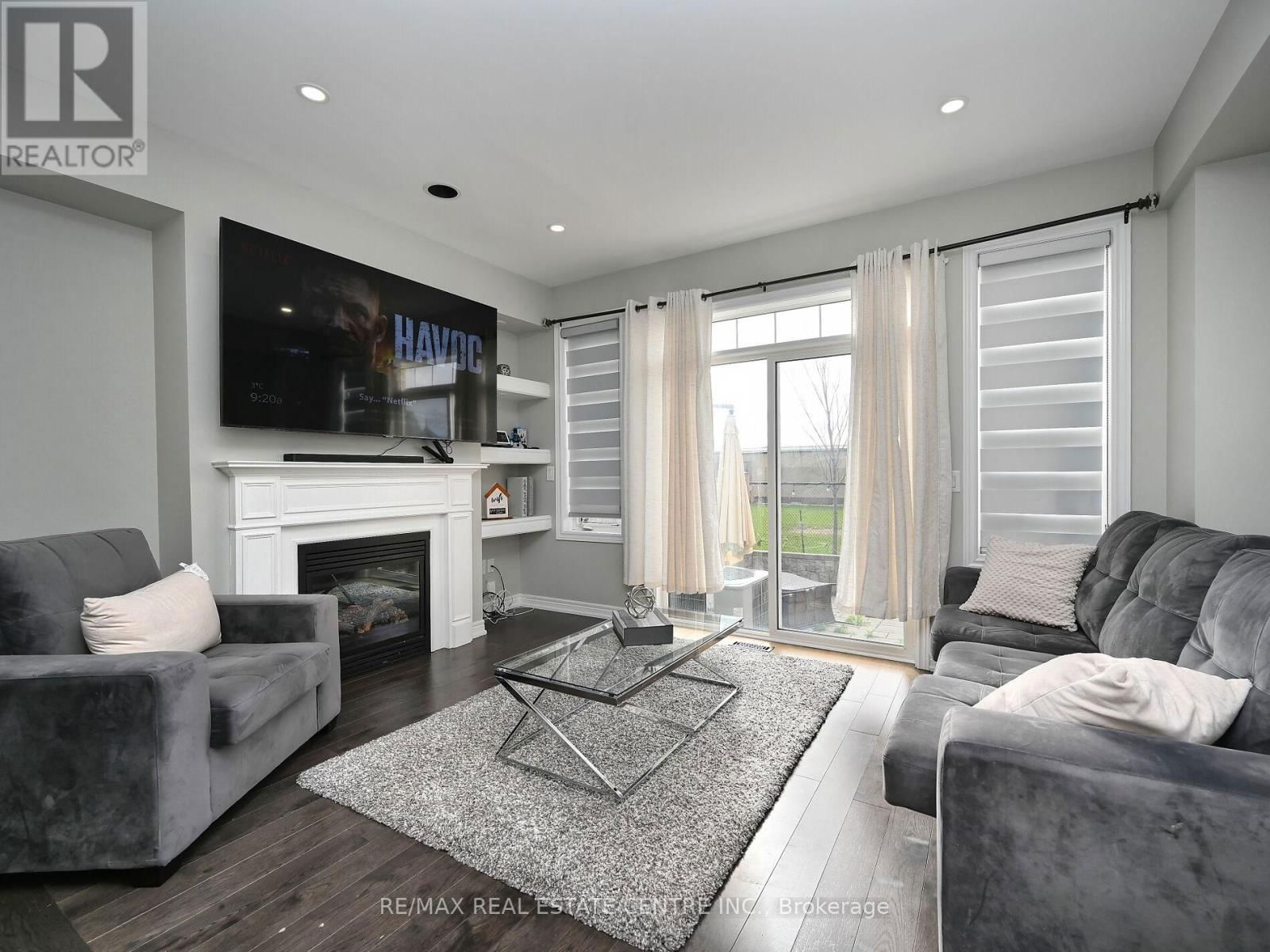 53 DUFAY ROAD Image 10