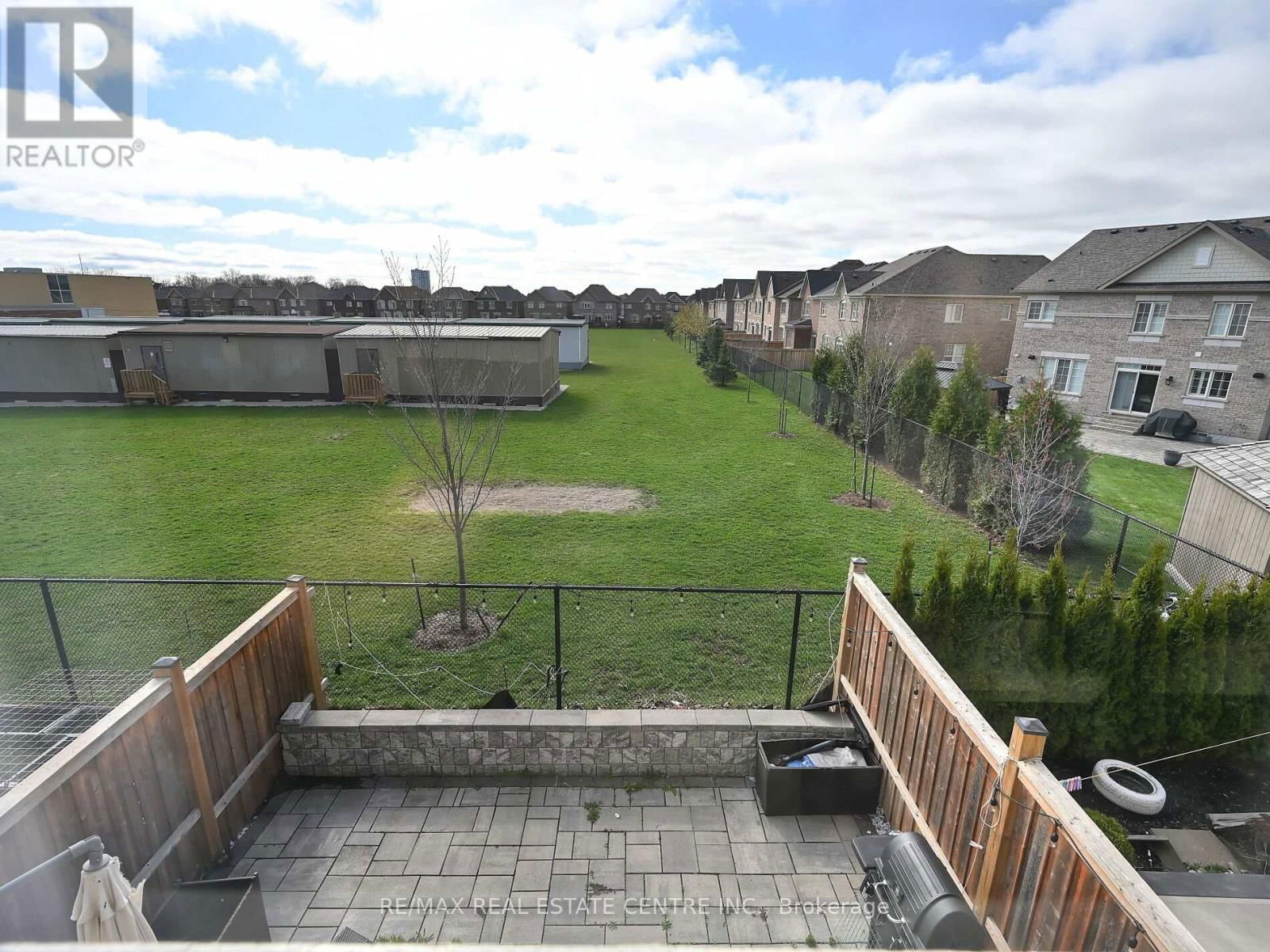 53 DUFAY ROAD Image 37
