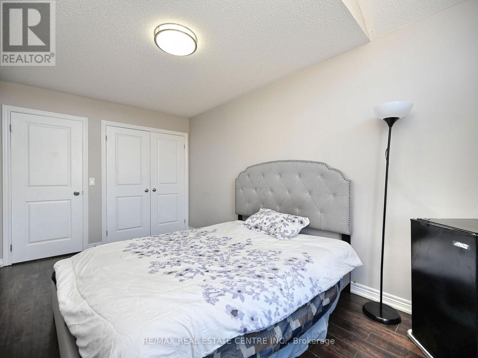 53 DUFAY ROAD Image 42