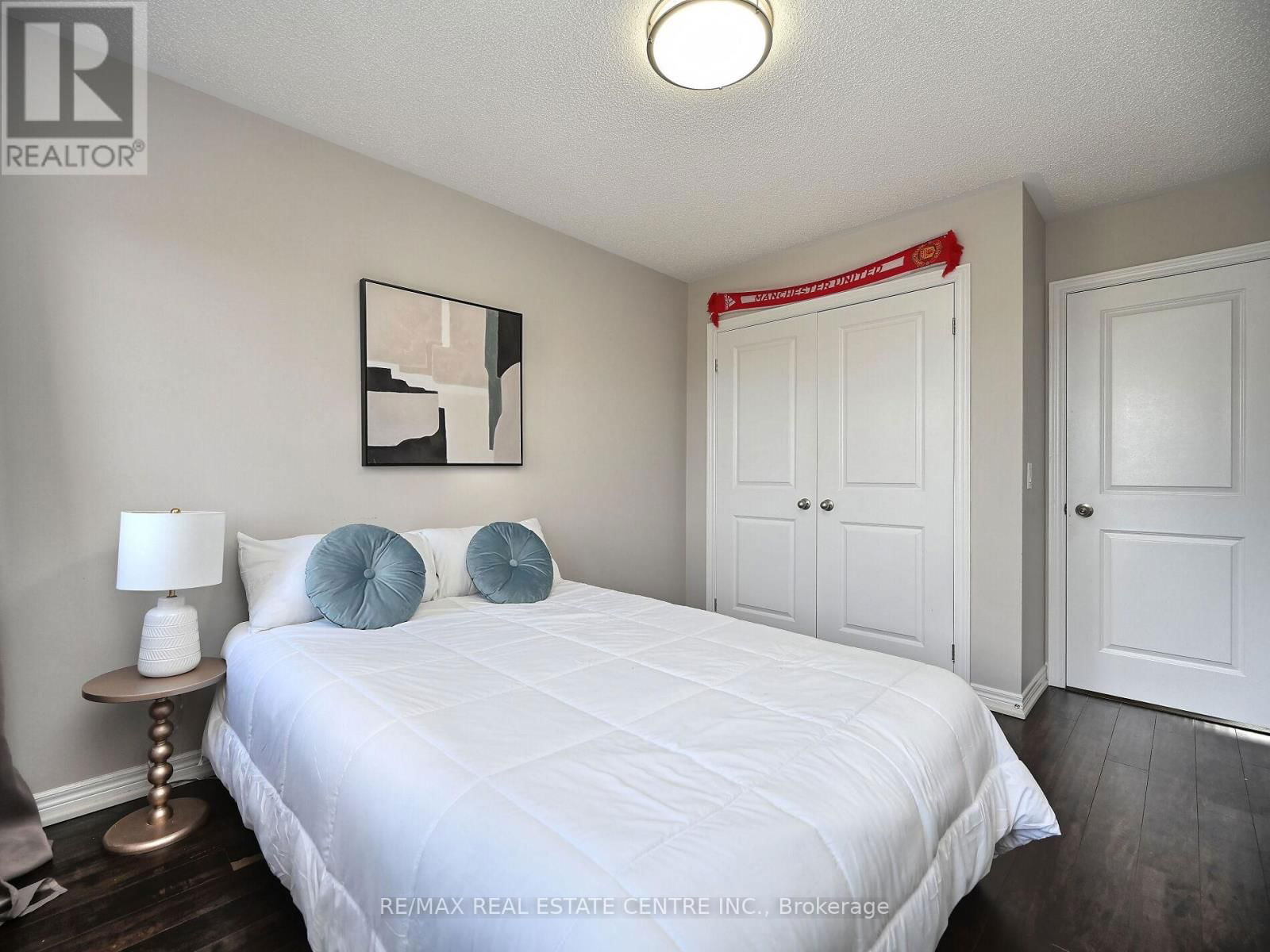 53 DUFAY ROAD Image 45