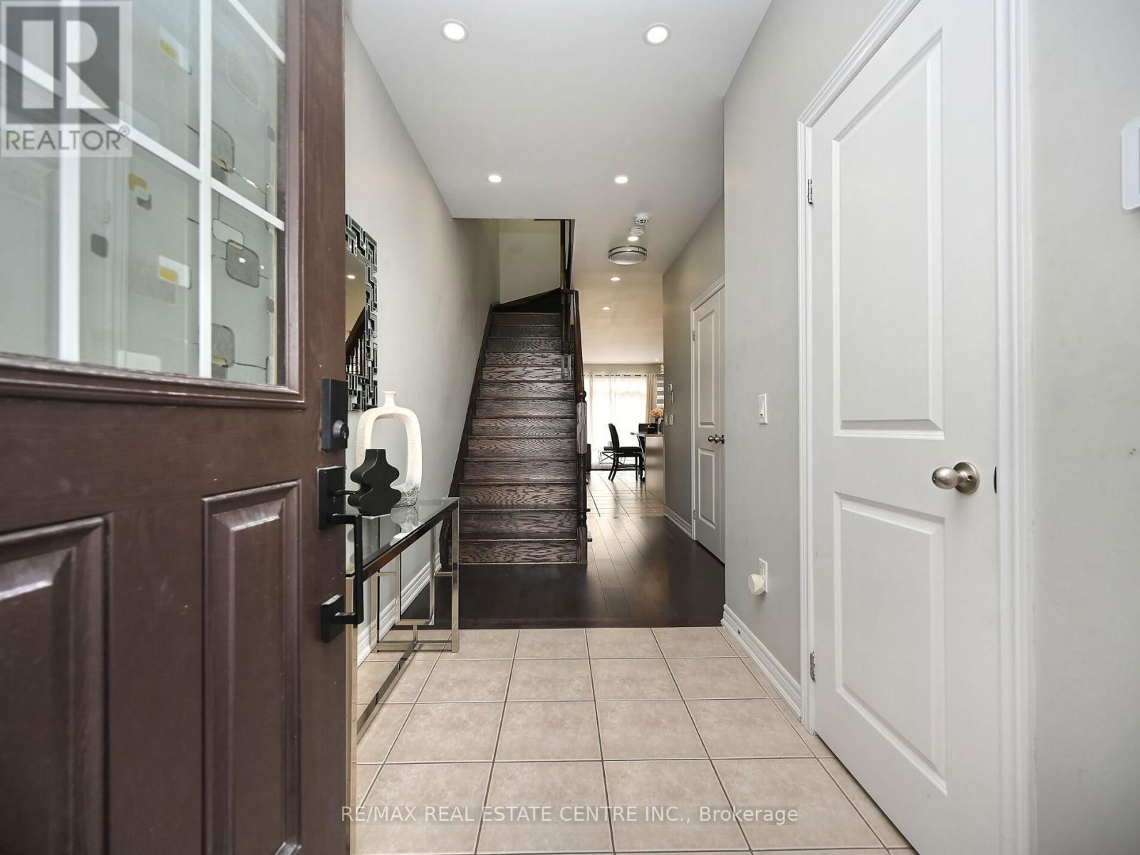 53 DUFAY ROAD Image 5