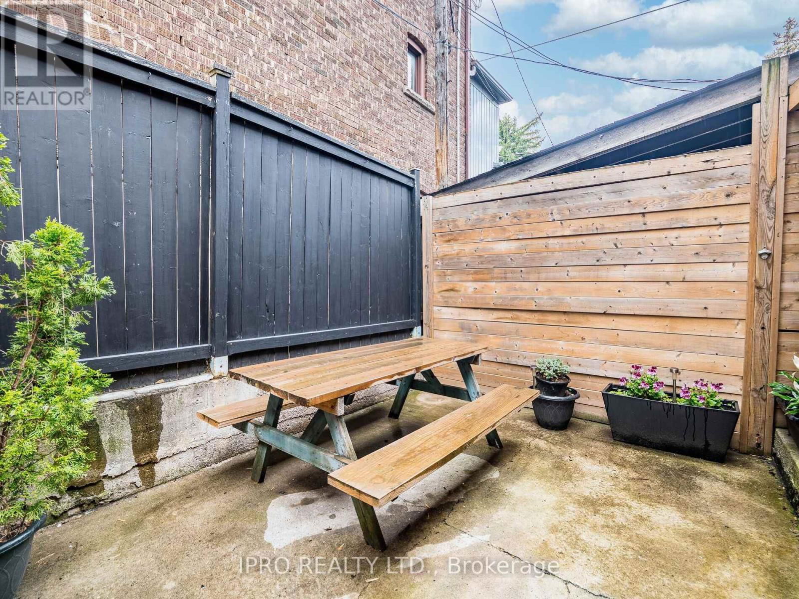 1580 DAVENPORT ROAD Image 21