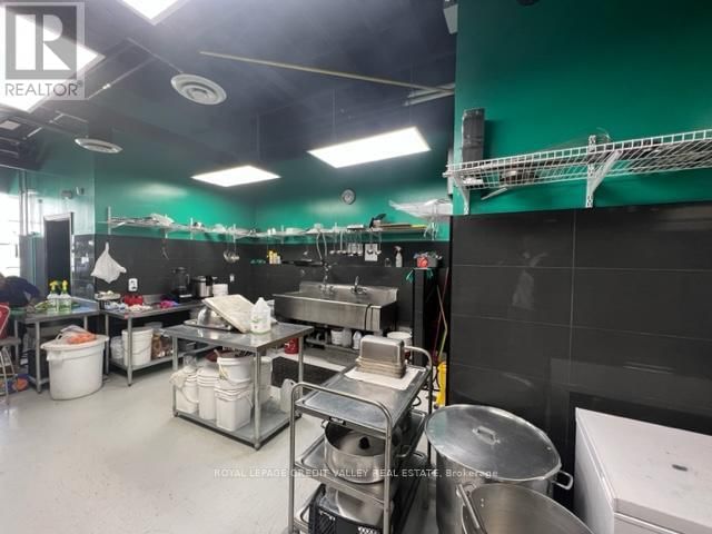 3300 DUFFERIN STREET Image 10