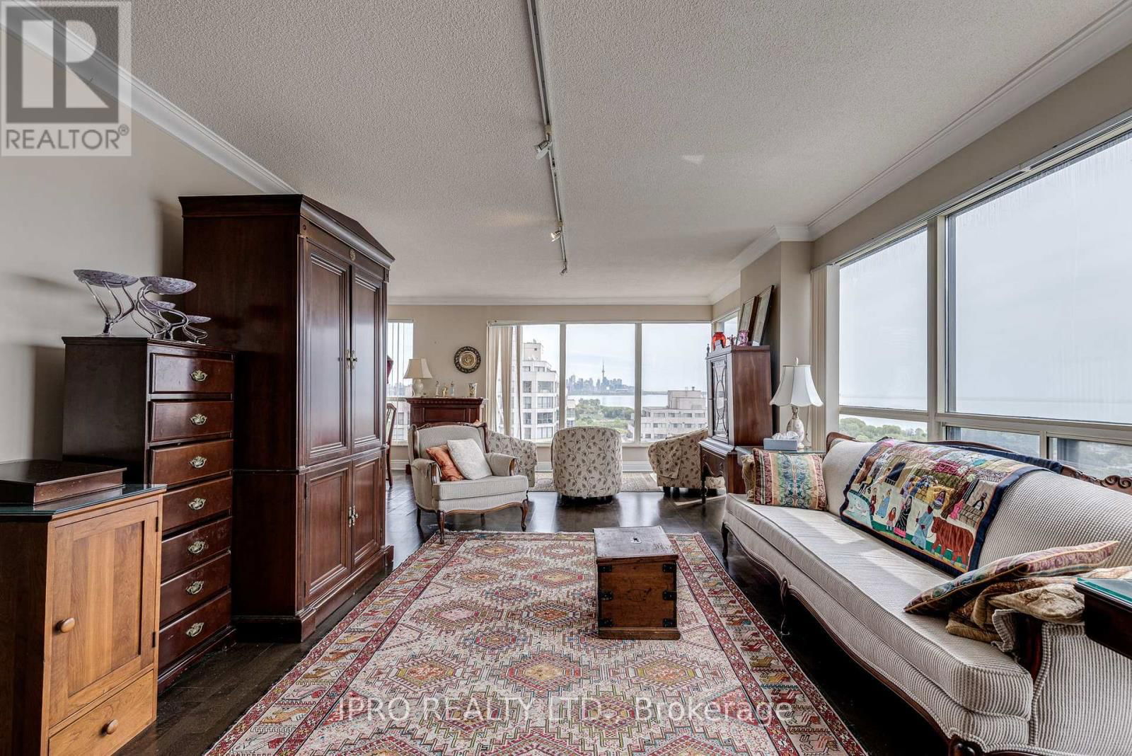 1708 - 2269 LAKE SHORE BOULEVARD WEST Image 6