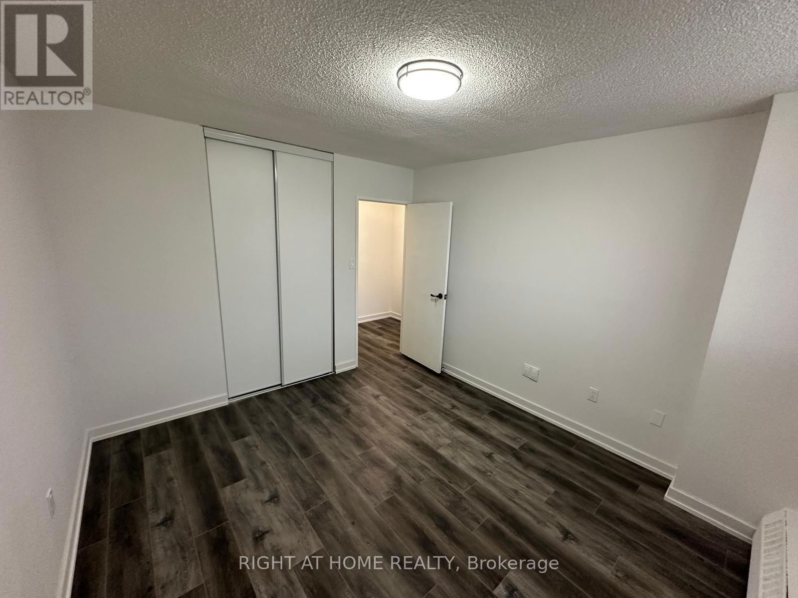 1616 - 320 DIXON ROAD Image 10
