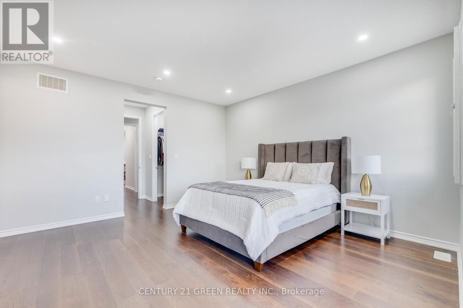 1436 CONNAUGHT TERRACE Image 31
