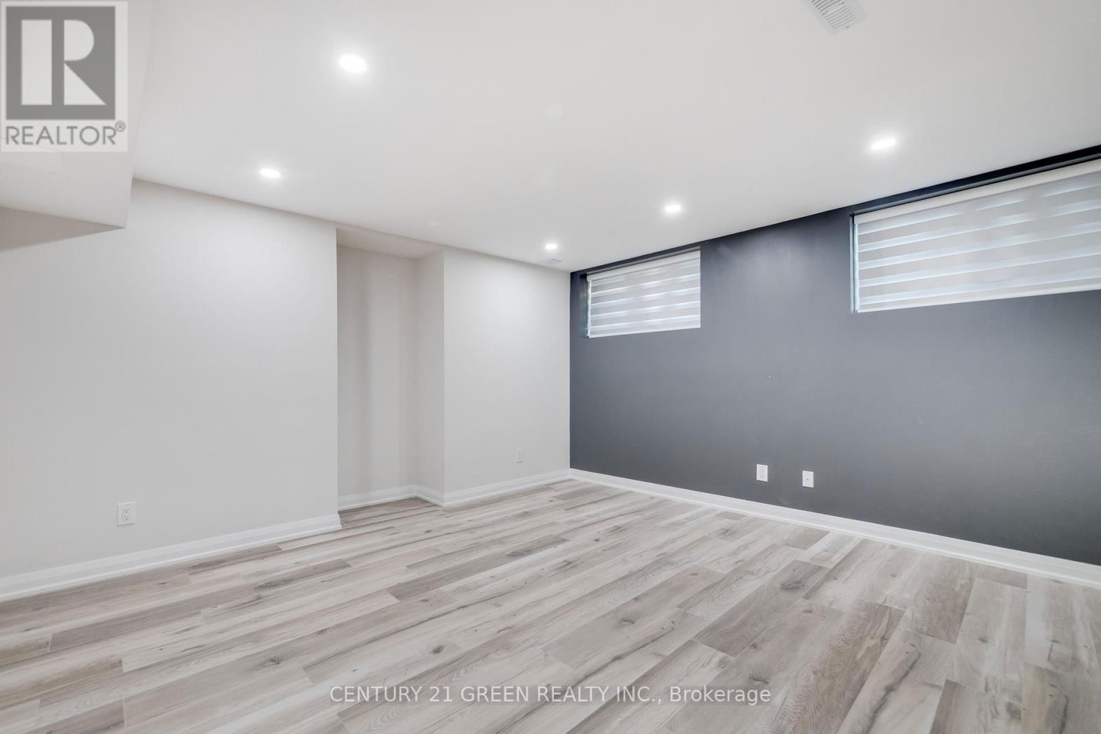 1436 CONNAUGHT TERRACE Image 41