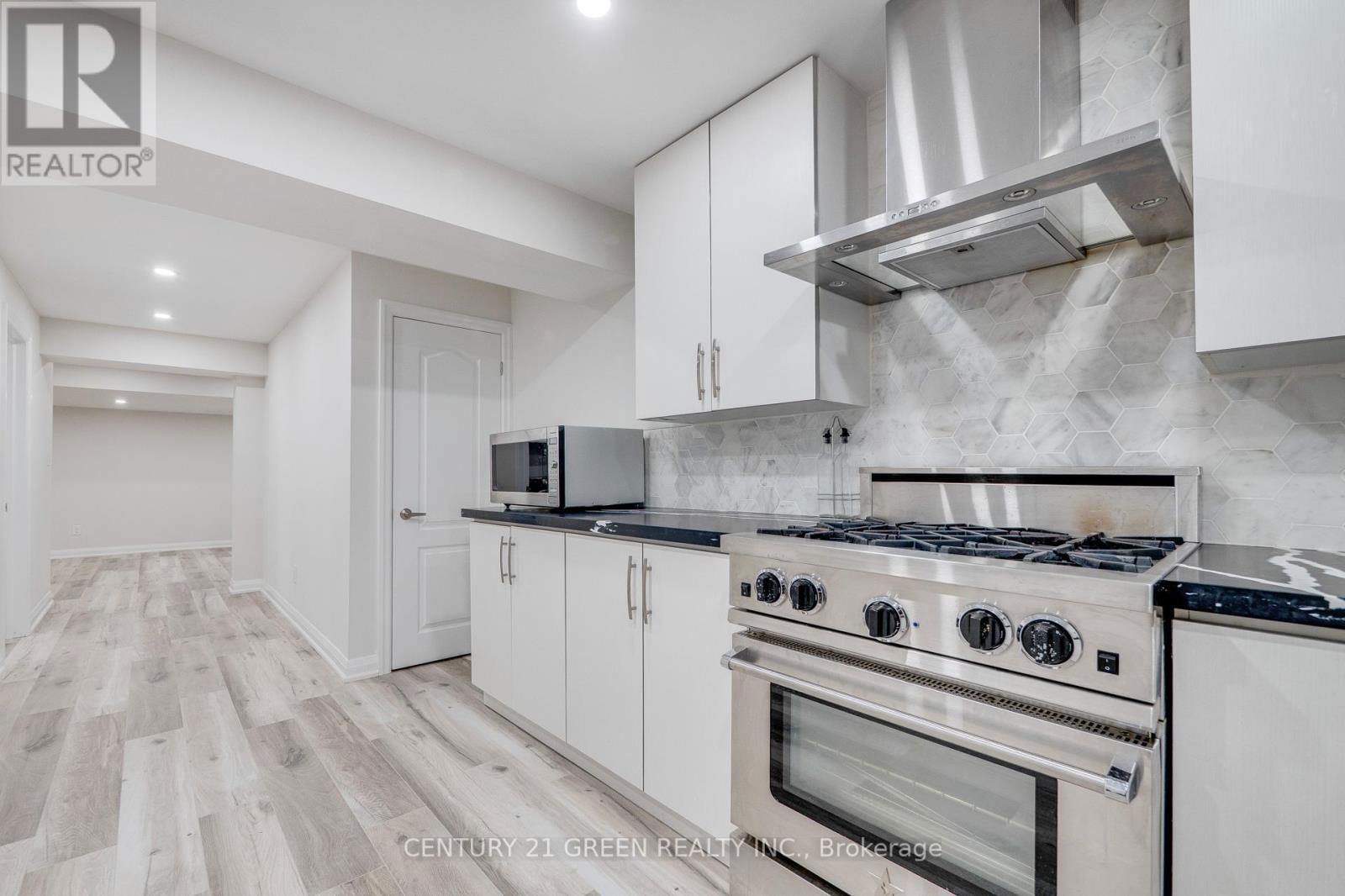 1436 CONNAUGHT TERRACE Image 43