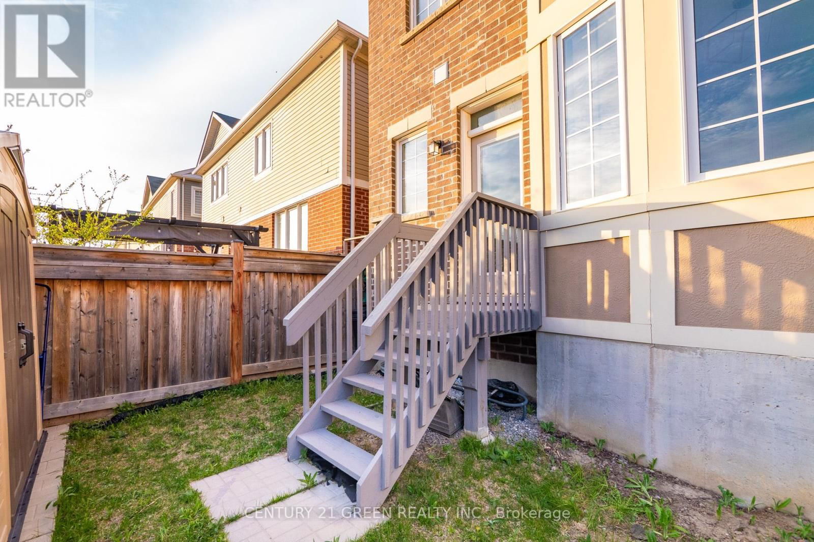 1436 CONNAUGHT TERRACE Image 46