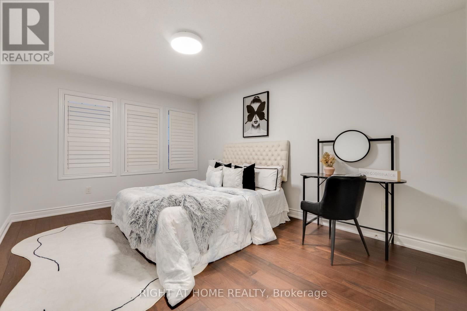 3456 REBECCA STREET Image 31