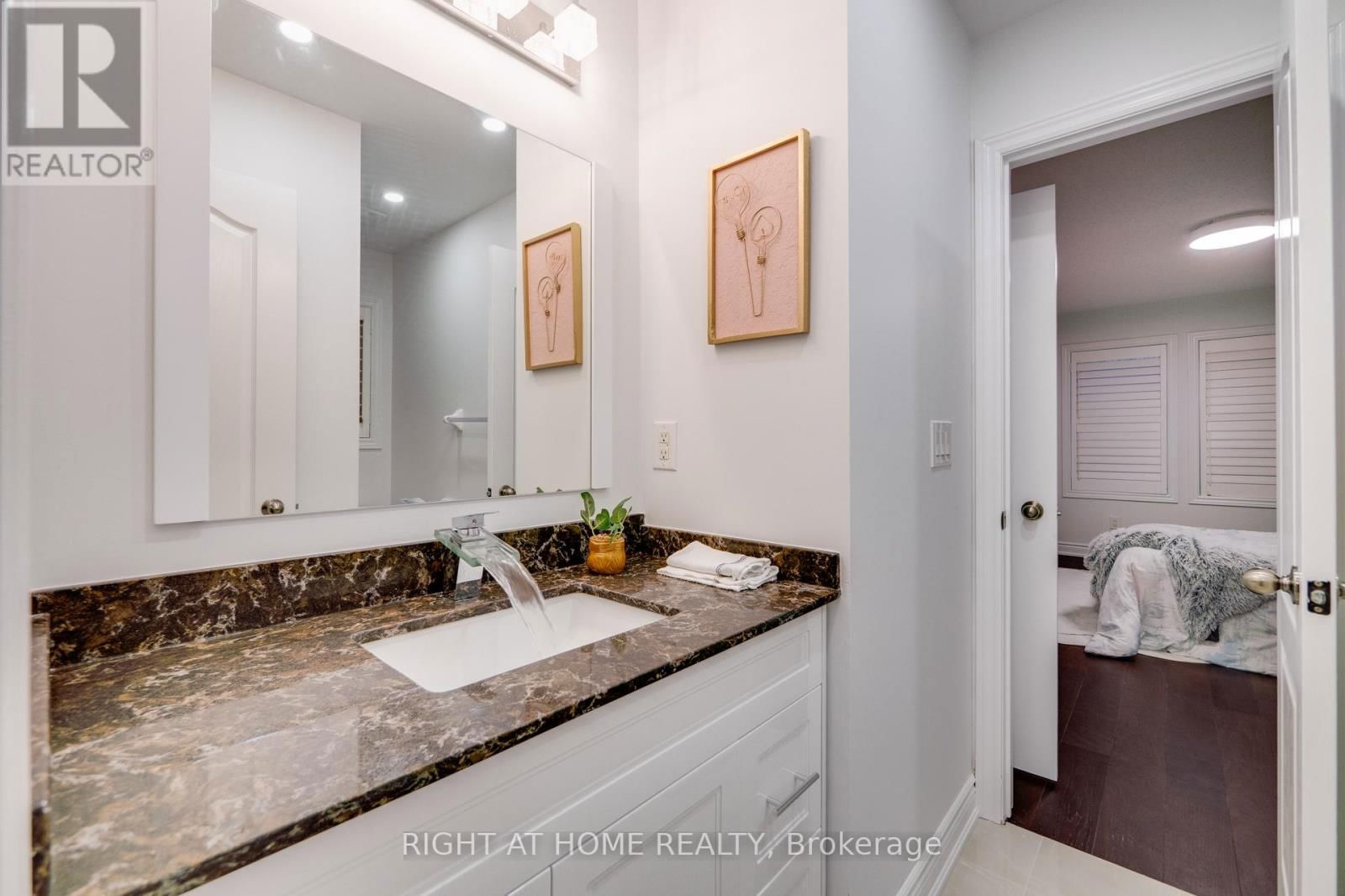 3456 REBECCA STREET Image 33
