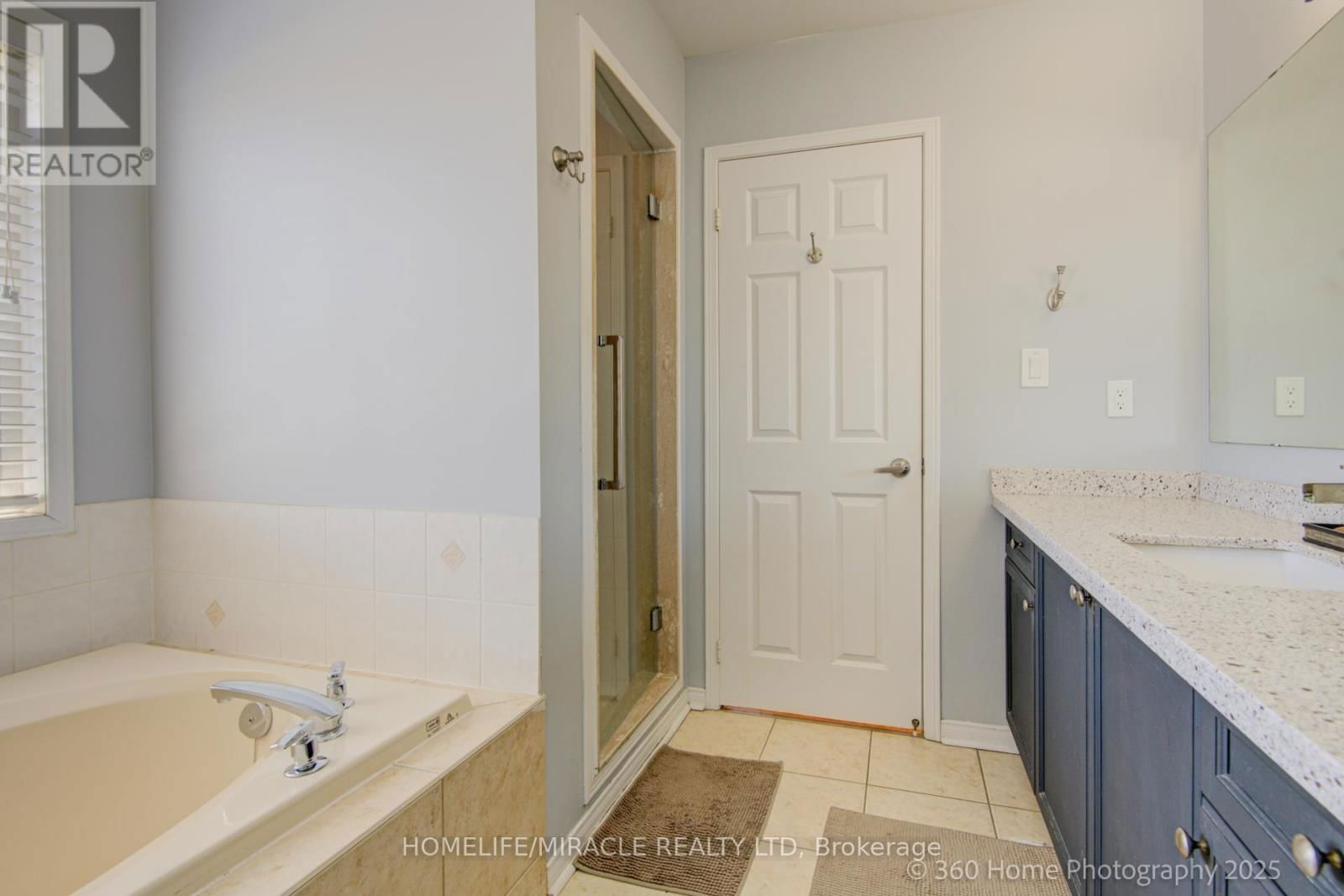 1044 ZIMMERMAN CRESCENT Image 20