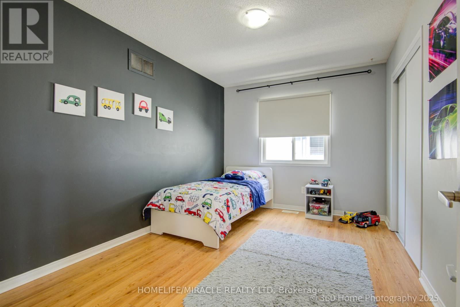 1044 ZIMMERMAN CRESCENT Image 21