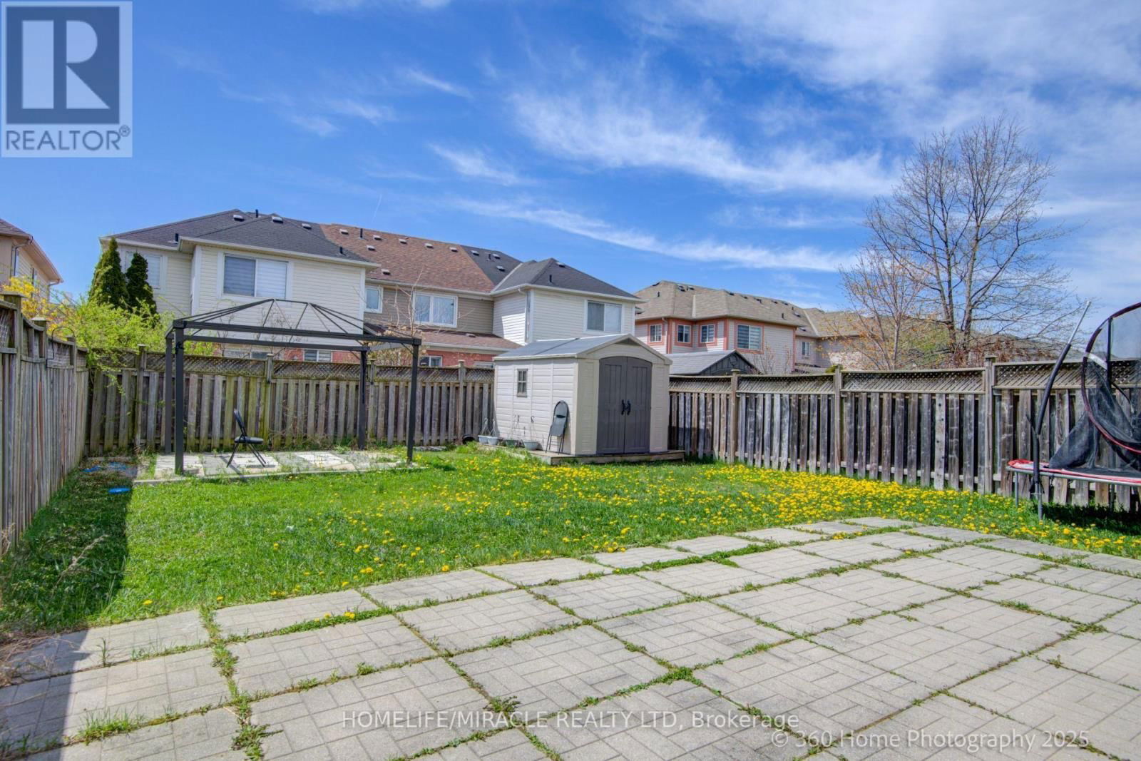 1044 ZIMMERMAN CRESCENT Image 34