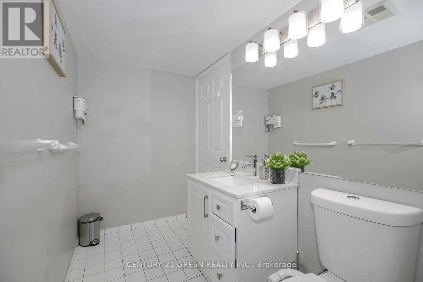 1503 - 22 HANOVER ROAD Image 27