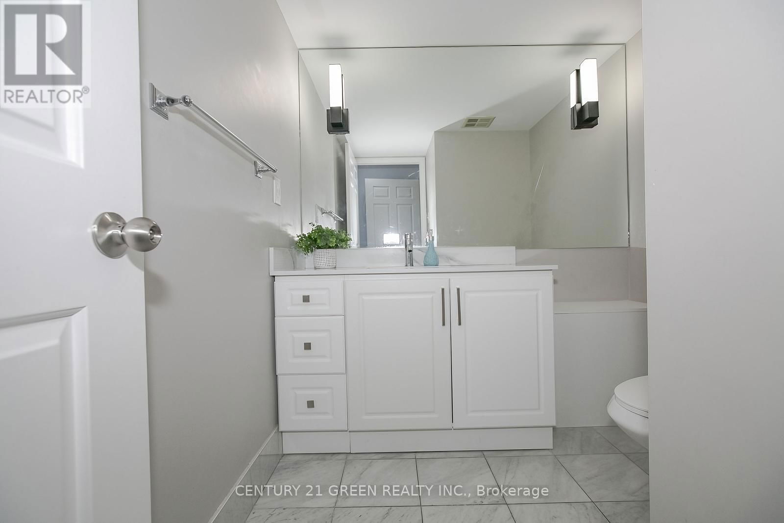 1503 - 22 HANOVER ROAD Image 30