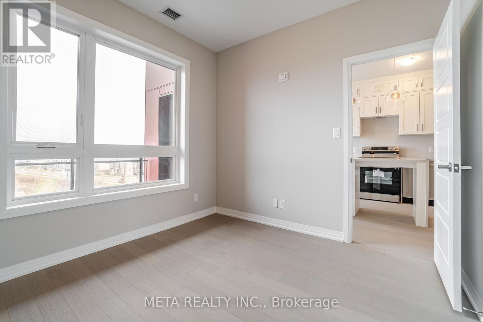 403 - 3265 CARDING MILL TRAIL Image 11