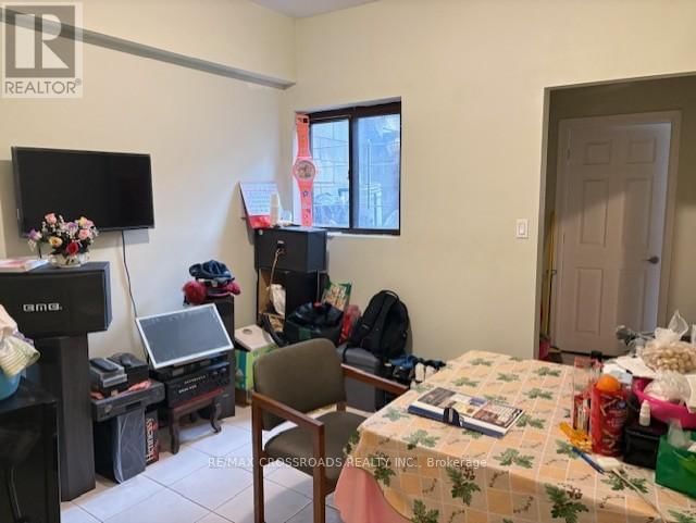 1266 BLOOR STREET WEST Image 7
