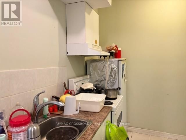 1266 BLOOR STREET WEST Image 8