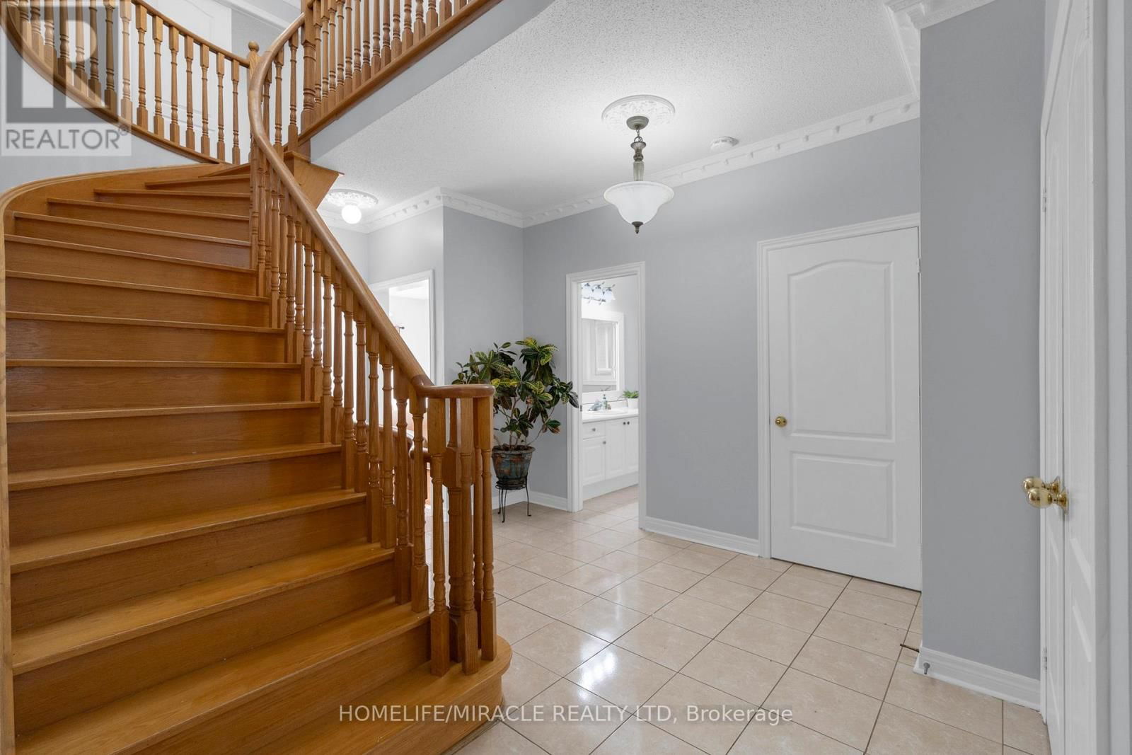 18 HARTWELL GATE Image 21