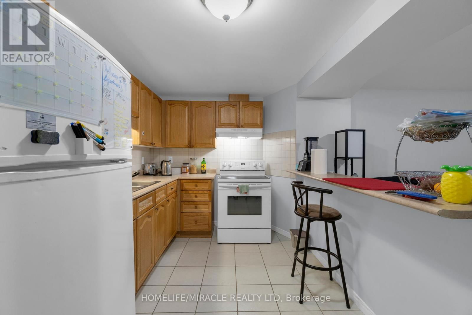 18 HARTWELL GATE Image 40