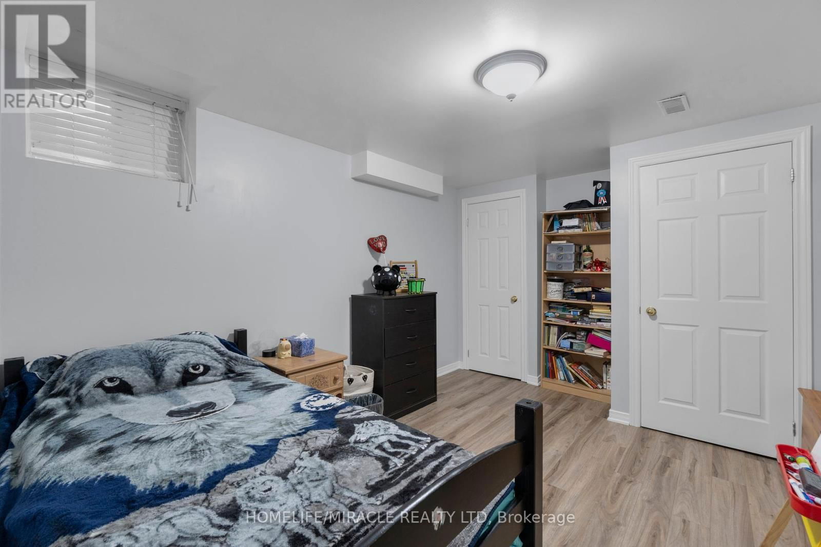 18 HARTWELL GATE Image 42