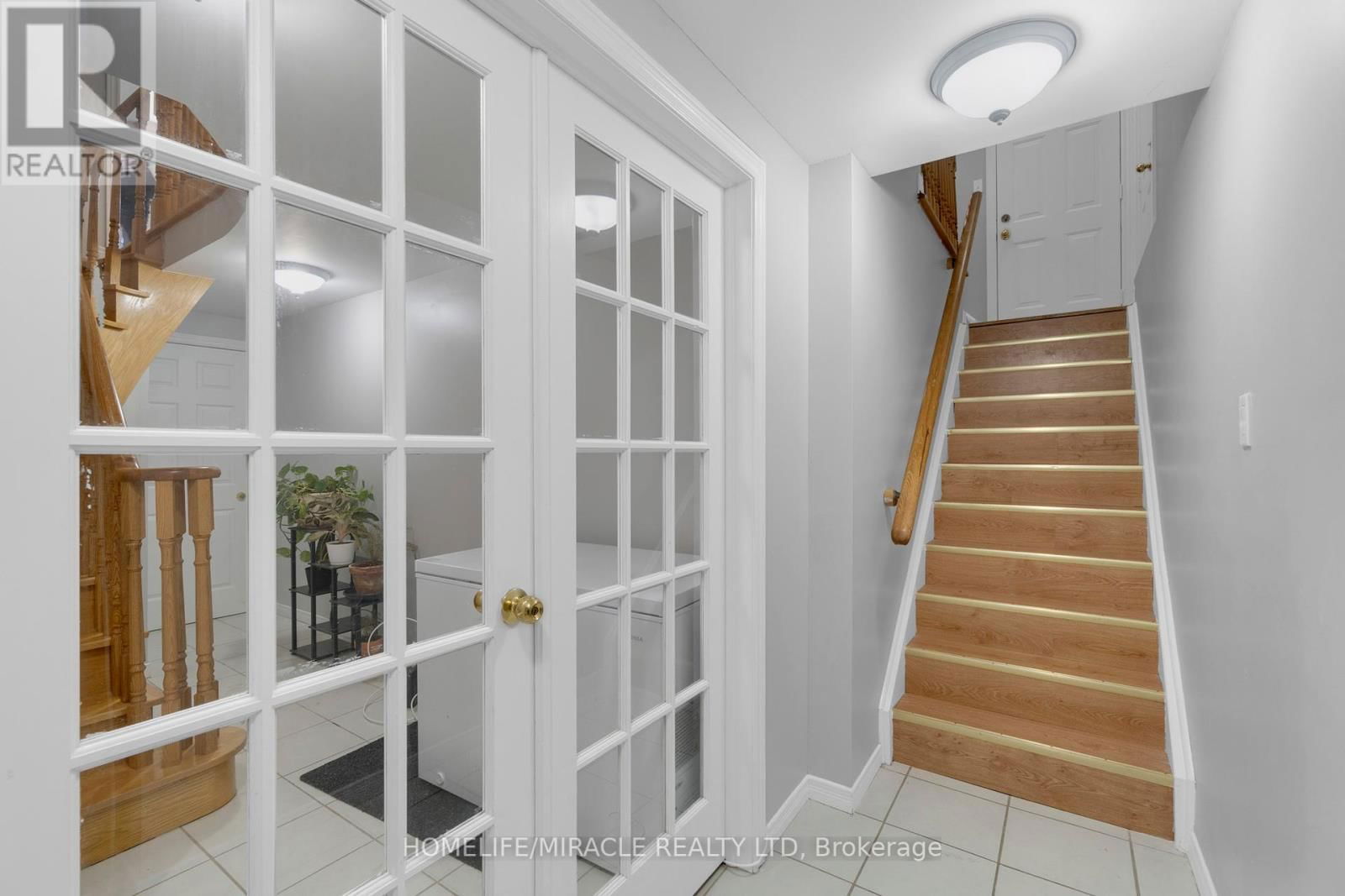 18 HARTWELL GATE Image 47