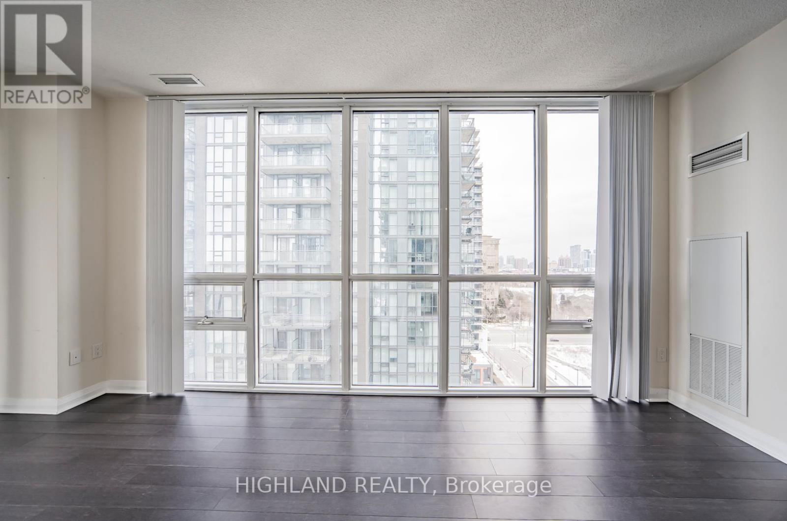 1319 - 5033 FOUR SPRINGS AVENUE Image 15