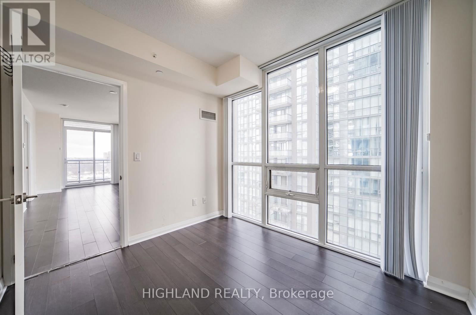 1319 - 5033 FOUR SPRINGS AVENUE Image 26