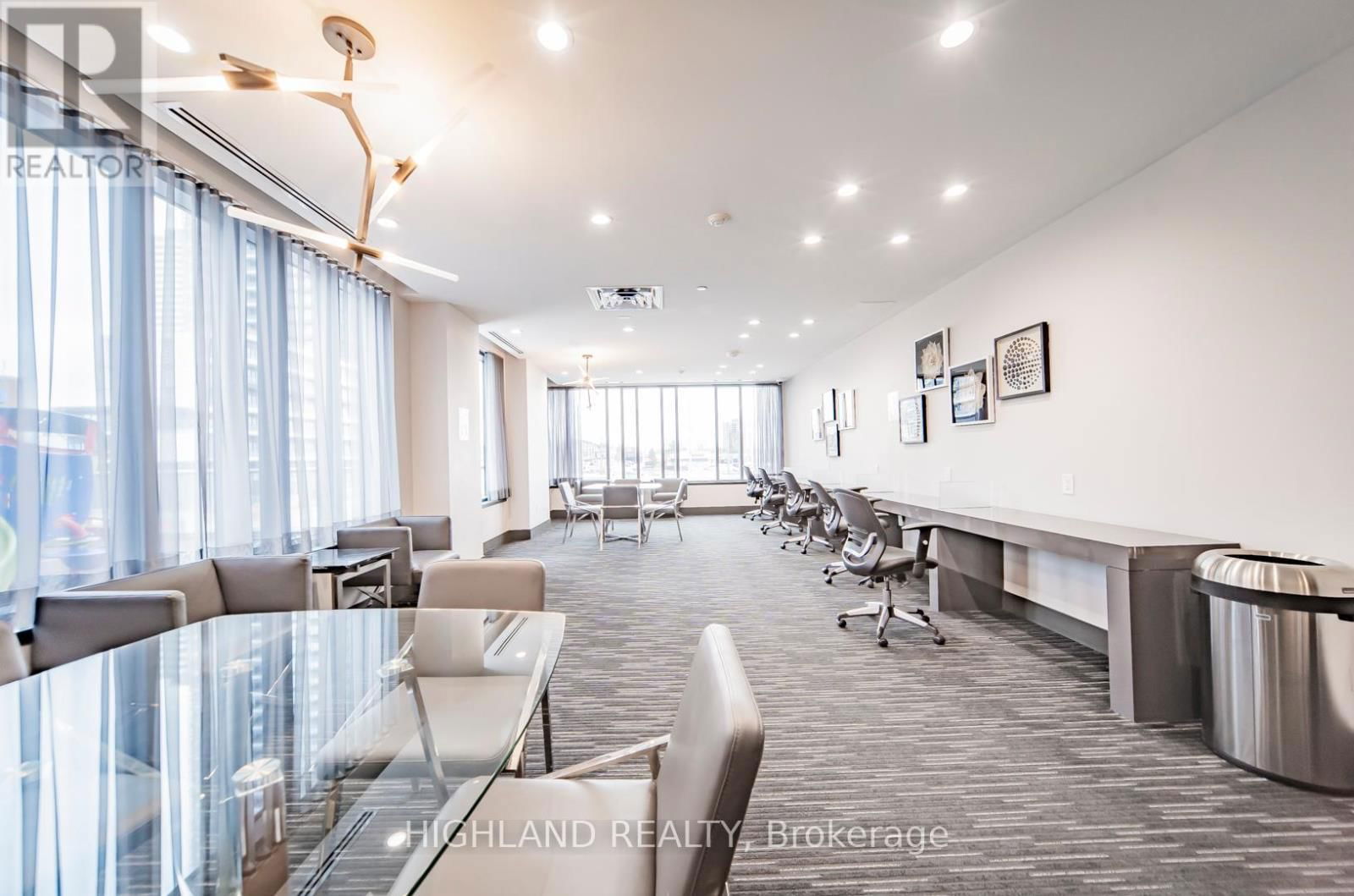 1319 - 5033 FOUR SPRINGS AVENUE Image 36