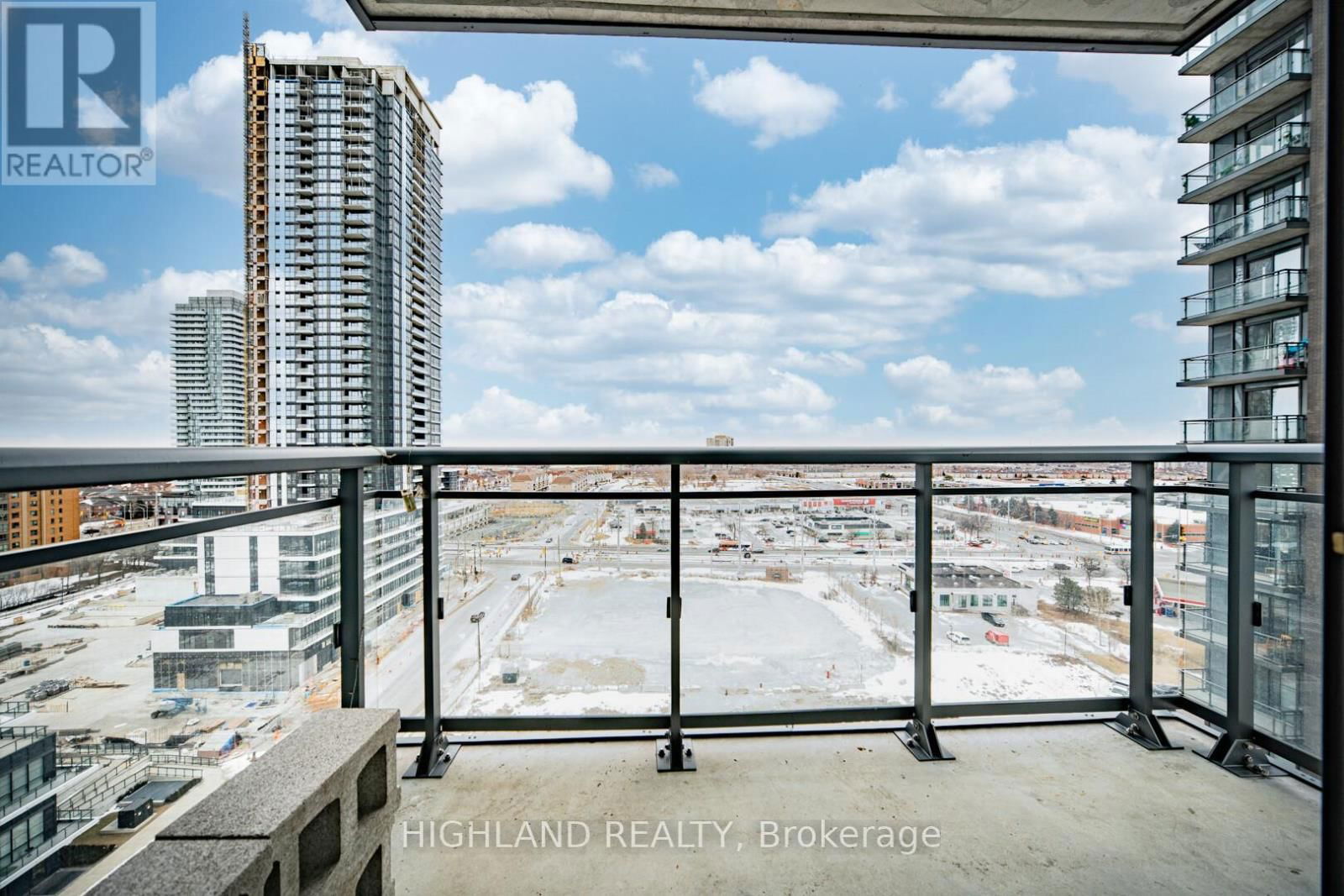 1319 - 5033 FOUR SPRINGS AVENUE Image 4