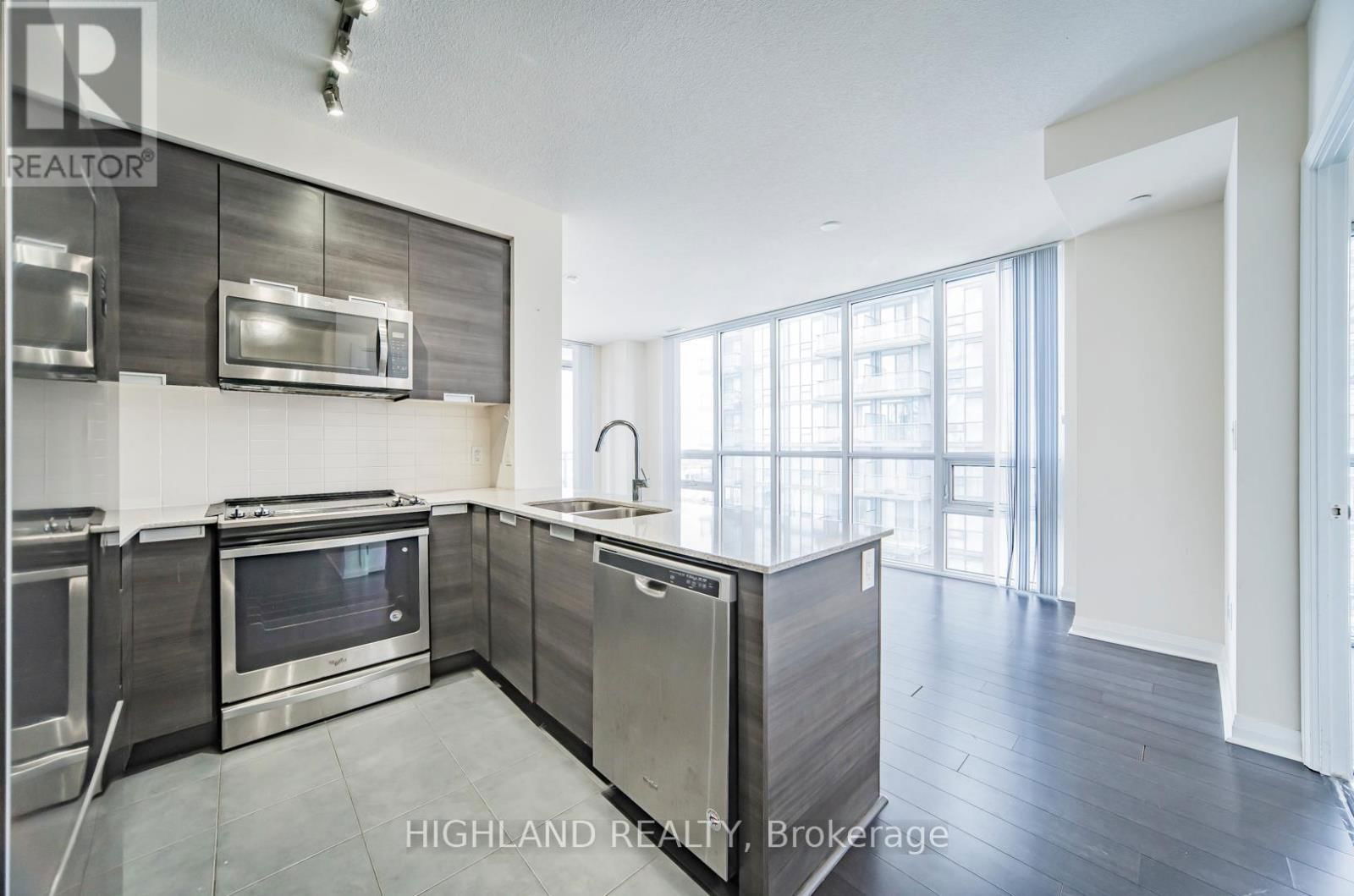 1319 - 5033 FOUR SPRINGS AVENUE Image 7