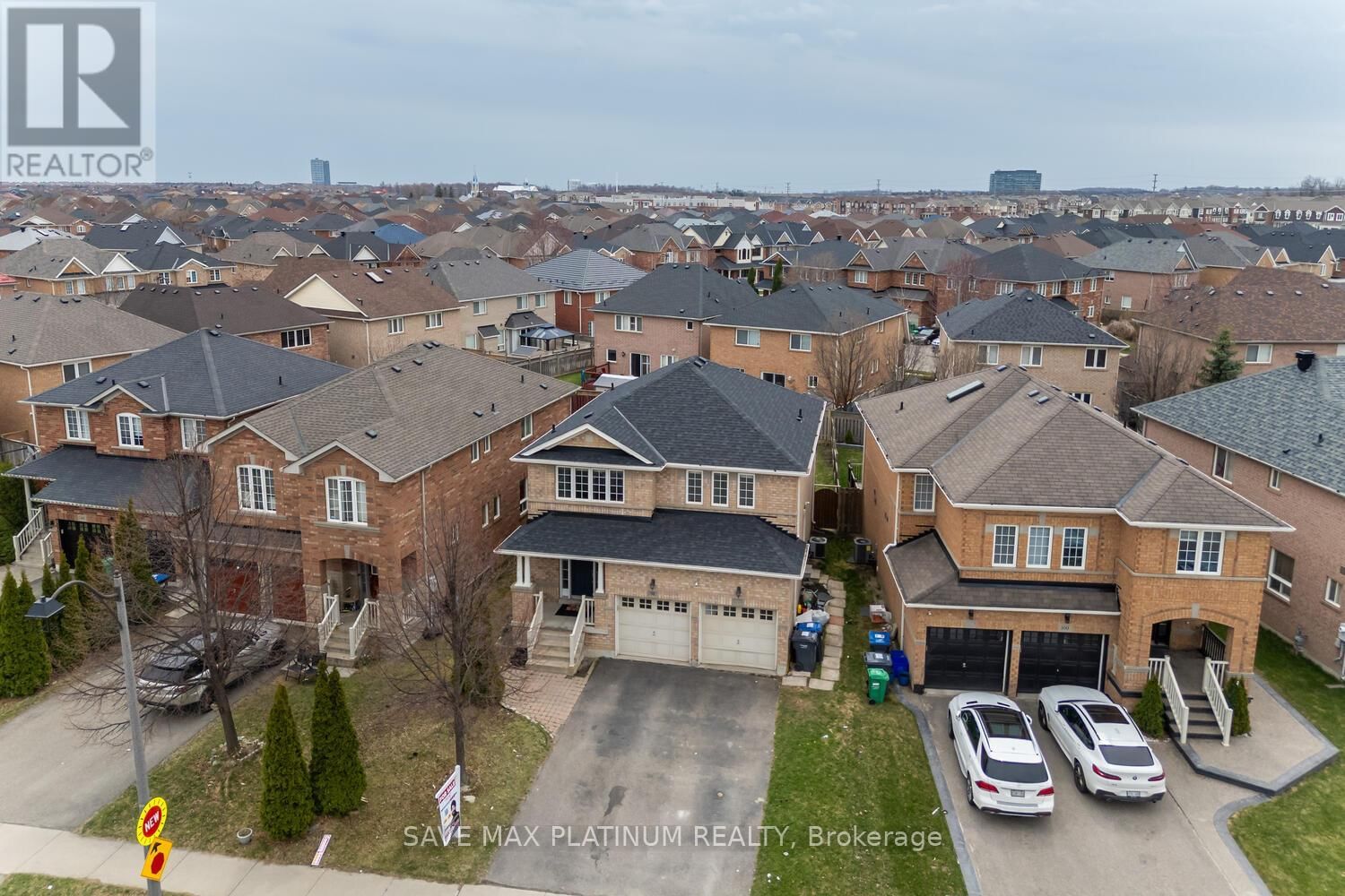 98 CROWN VICTORIA DRIVE Image 34