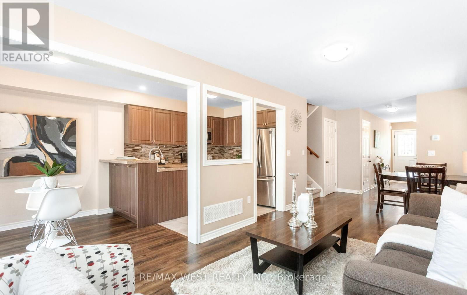 3953 FREEMAN TERRACE Image 15