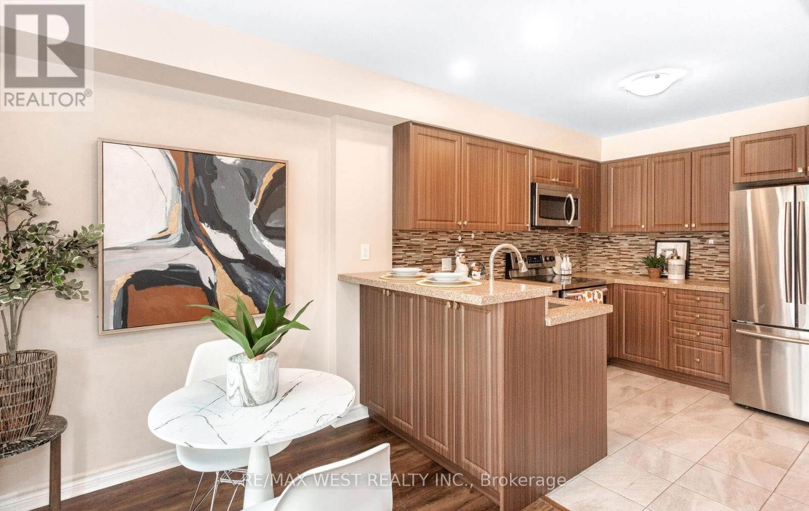 3953 FREEMAN TERRACE Image 22