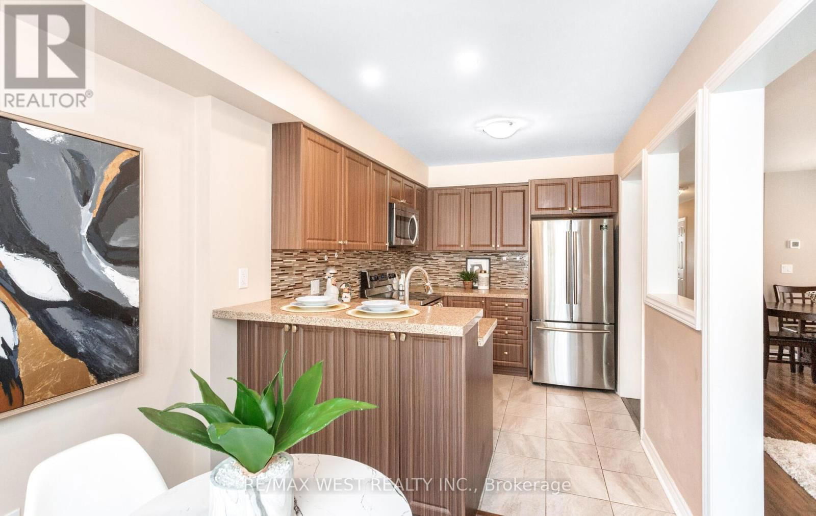 3953 FREEMAN TERRACE Image 24