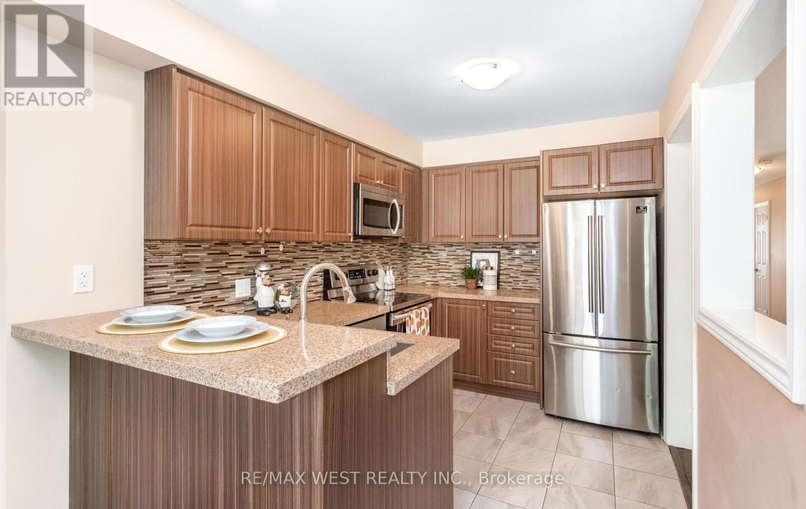 3953 FREEMAN TERRACE Image 26