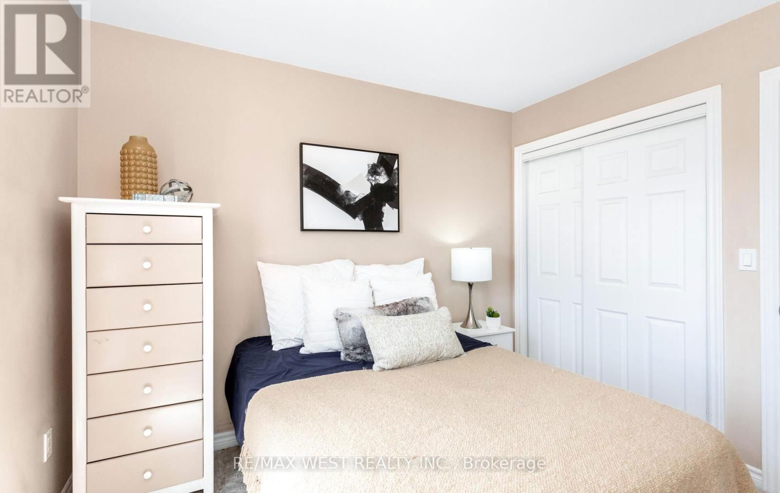 3953 FREEMAN TERRACE Image 46