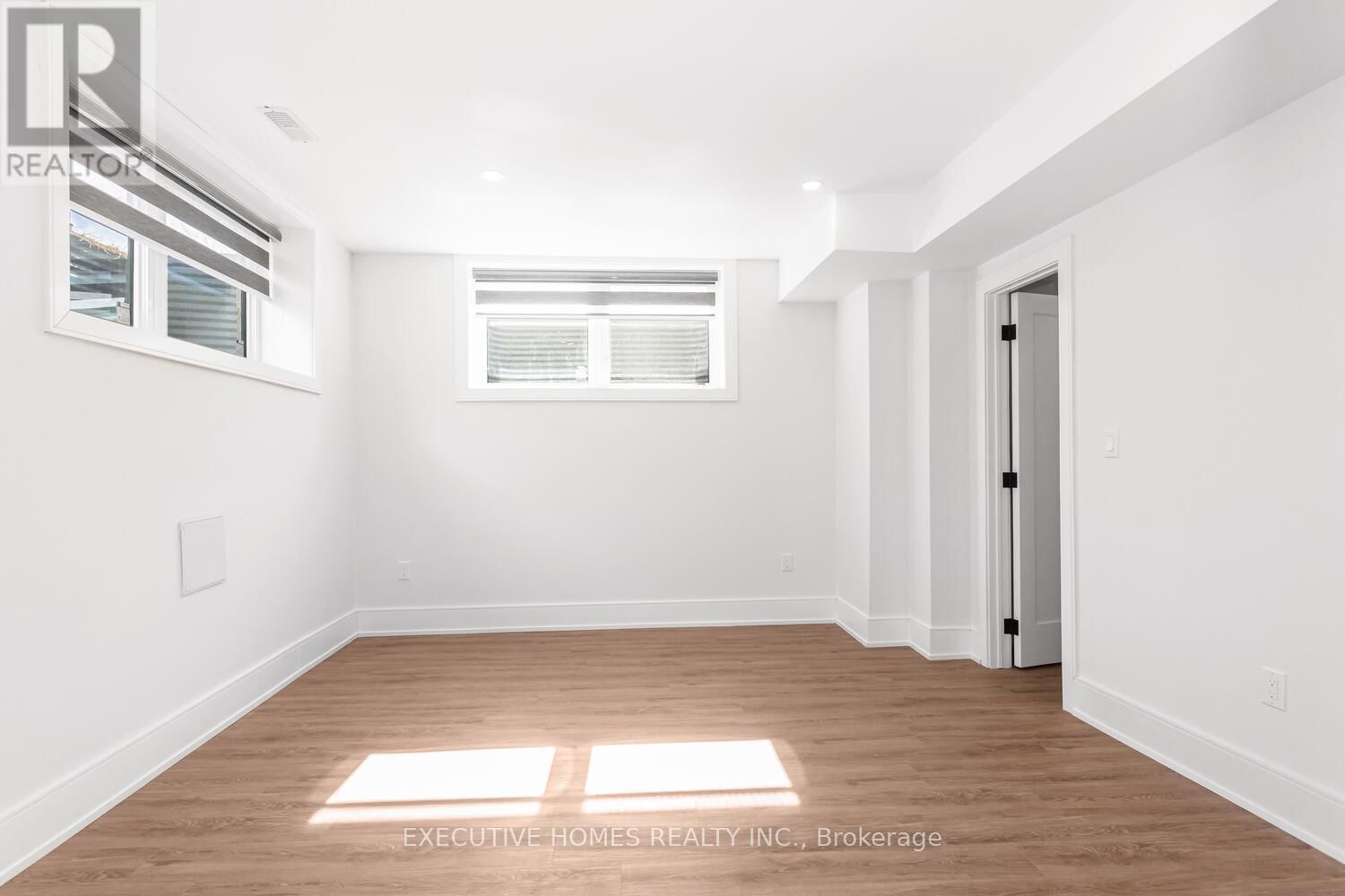 797 FIRST STREET Image 33