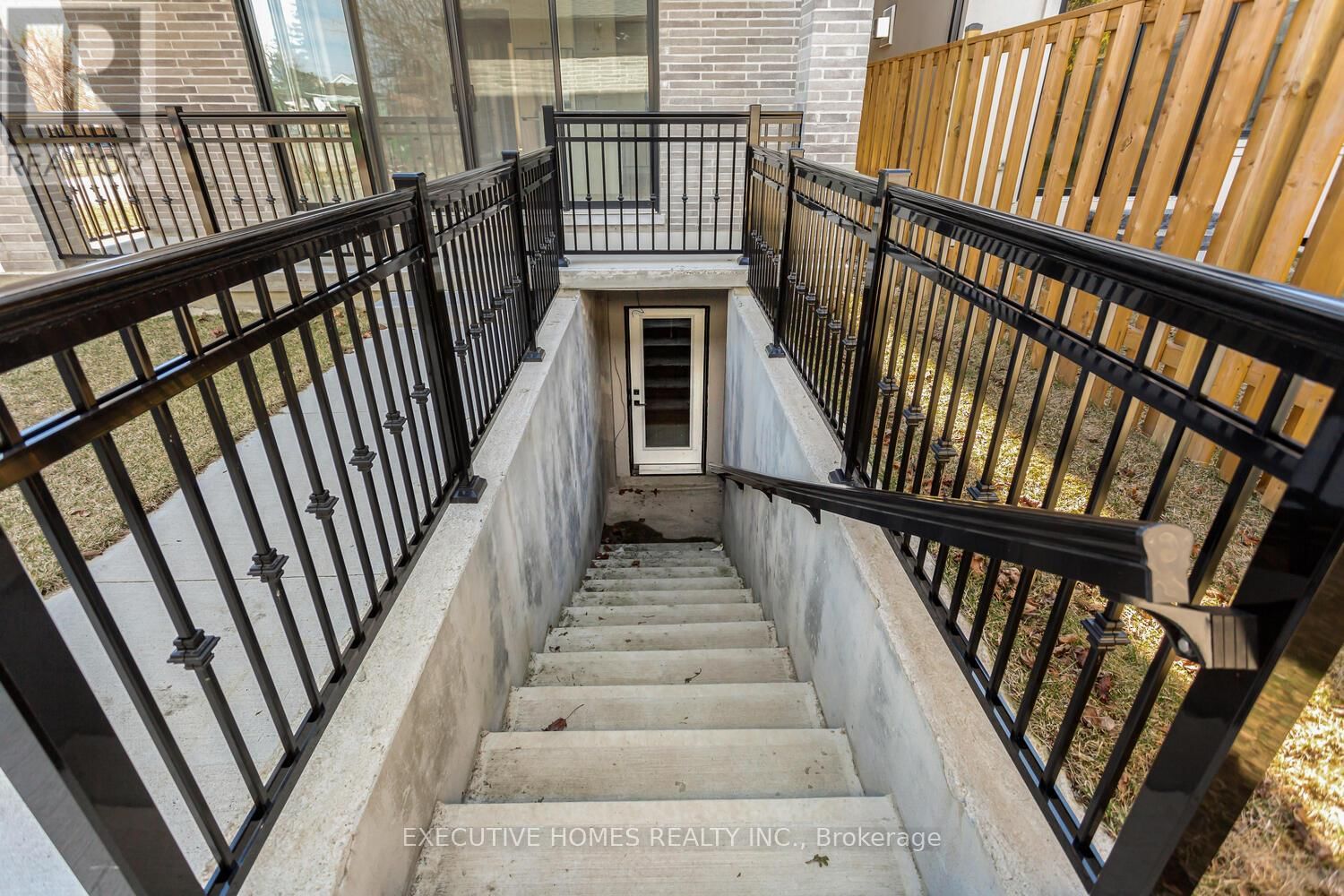 797 FIRST STREET Image 36
