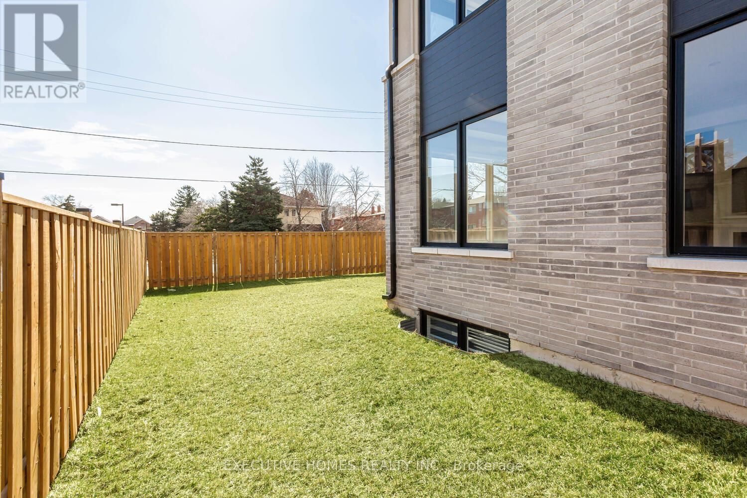 797 FIRST STREET Image 37