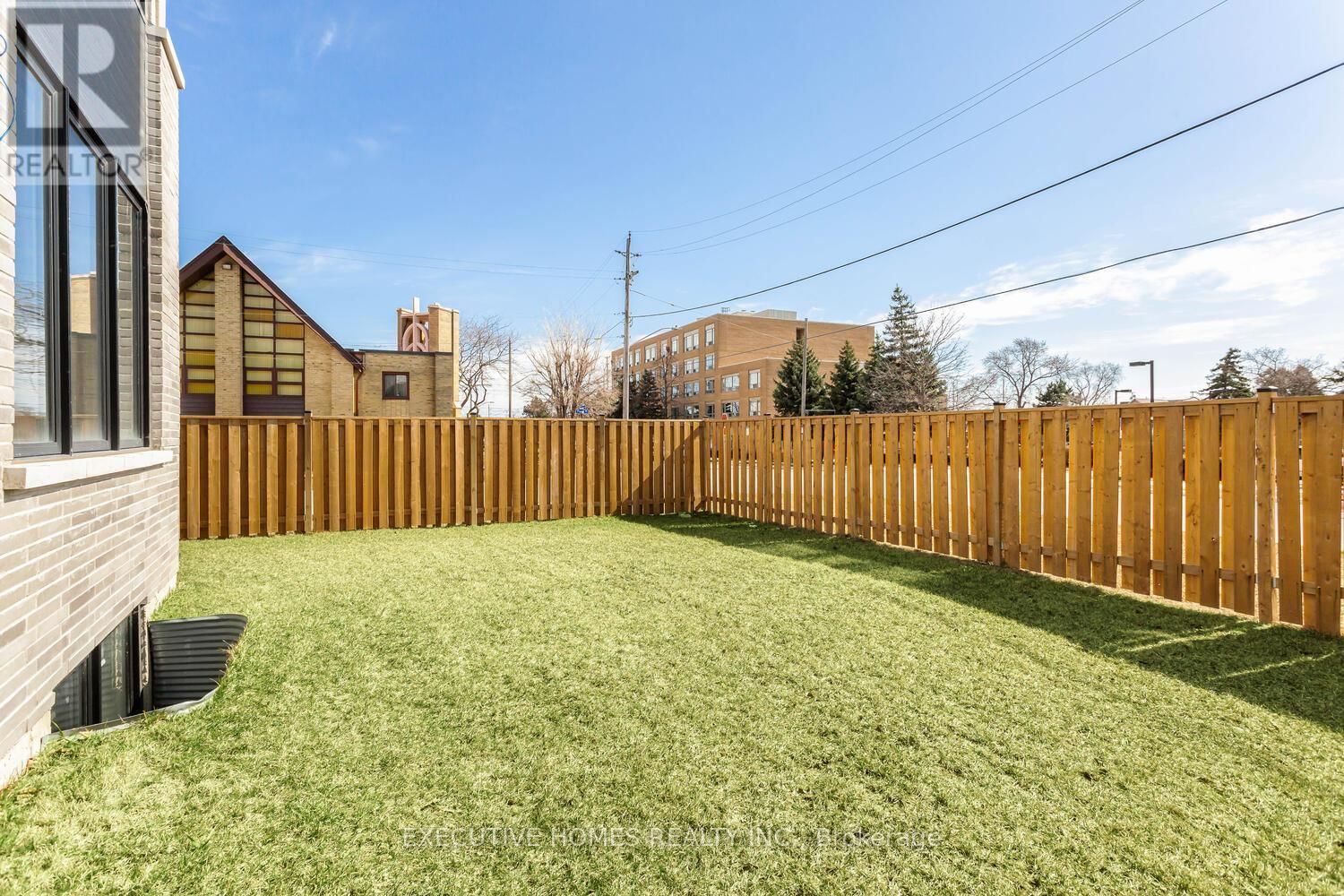 797 FIRST STREET Image 39