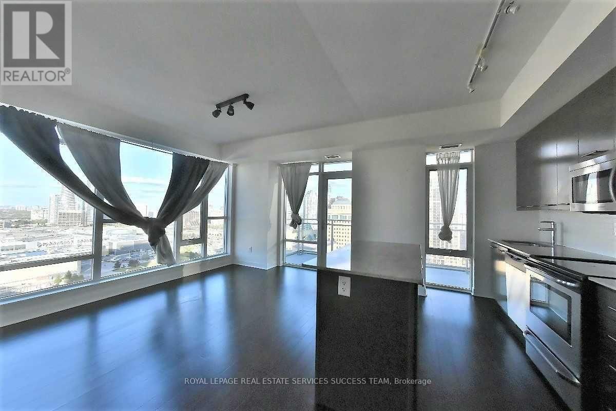 1802 - 365 PRINCE OF WALES DRIVE Image 11