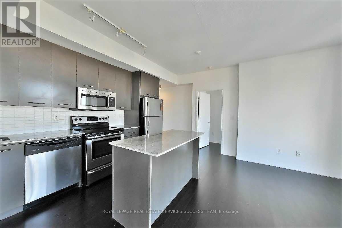 1802 - 365 PRINCE OF WALES DRIVE Image 12