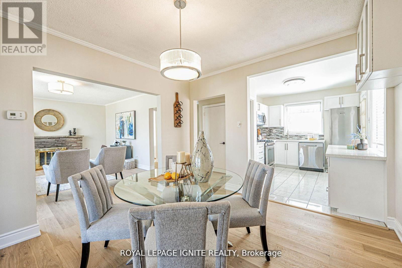 53 RIVERVIEW HEIGHTS Image 10