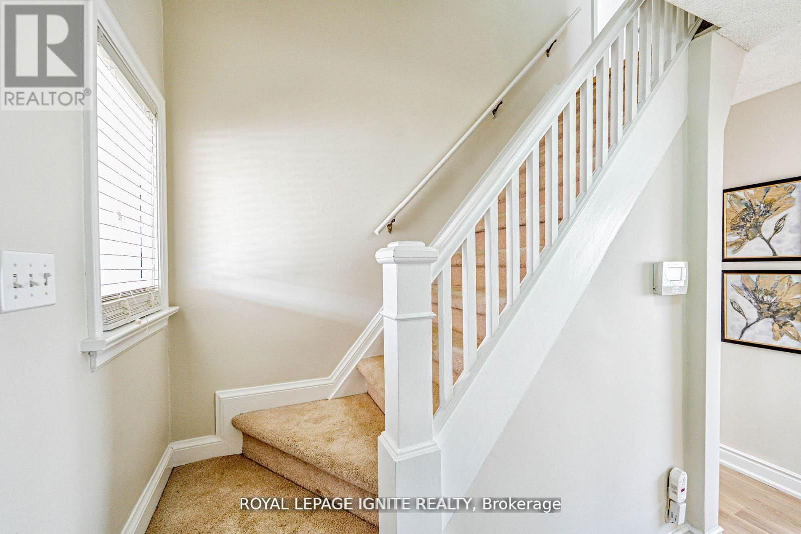 53 RIVERVIEW HEIGHTS Image 18